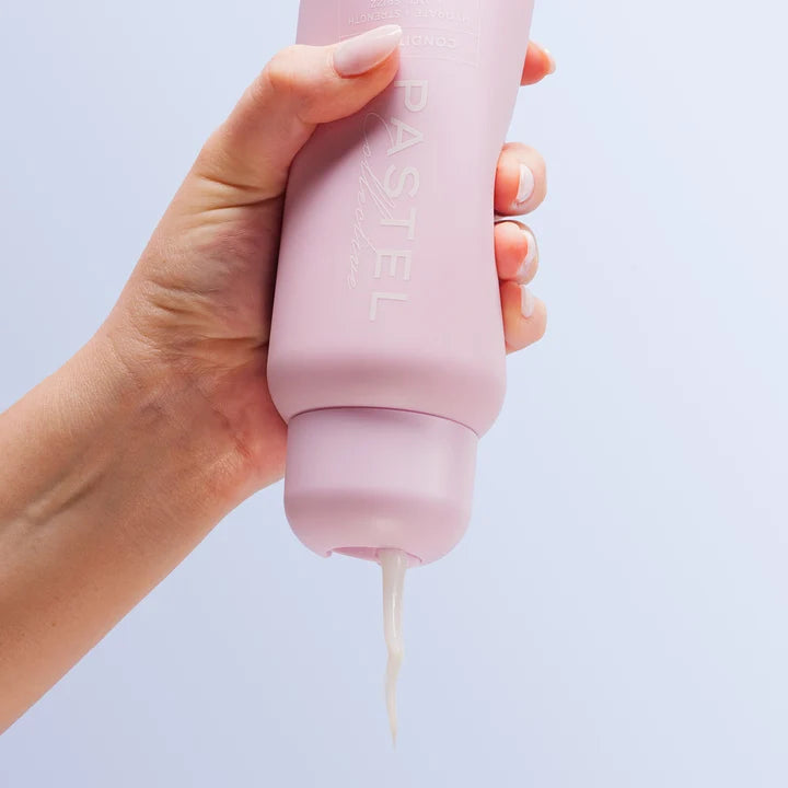 Pastel Collective Hydrate + Strength + Anti Frizz Conditioner 350ml